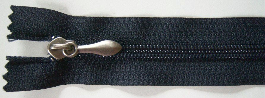 7-Inch Black Nylon Zipper – Durable Coil Zipper for Sewing, Bags & DIY Crafts