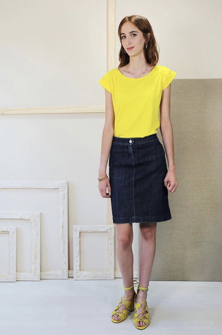 Liesl + Co Chai Tee sewing pattern with pleated details and sleeve variations