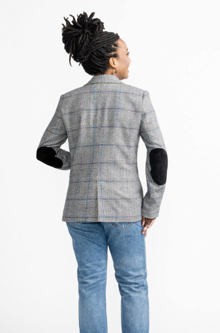 Closet Core Jasika Blazer sewing pattern – tailored women’s jacket with classic notched collar and customization options