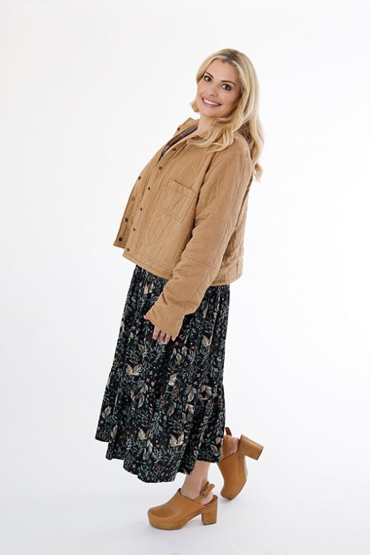 Chalk & Notch Den Jacket sewing pattern – customizable woven jacket with patch pockets and two length options for sizes 0-30