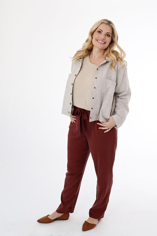 Chalk & Notch Den Jacket sewing pattern – customizable woven jacket with patch pockets and two length options for sizes 0-30