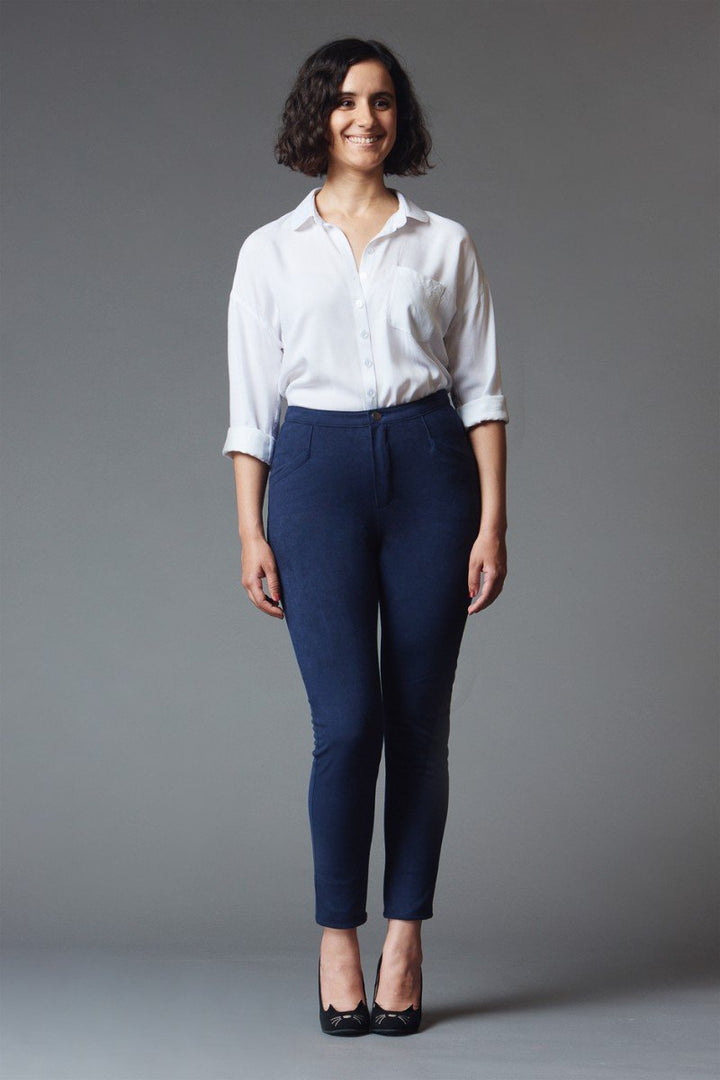 Deer and Doe Safran Pants sewing pattern with high-waist skinny fit, back pockets, belt loops, and cropped ankle version