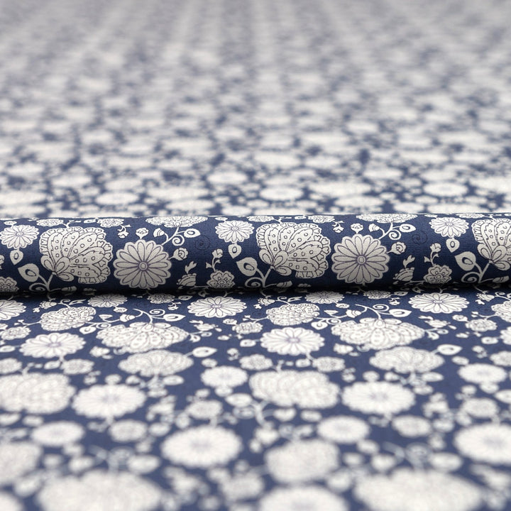 Japanese Cotton Poplin Drawn White Flower Fabric 43-inch Lightweight Material