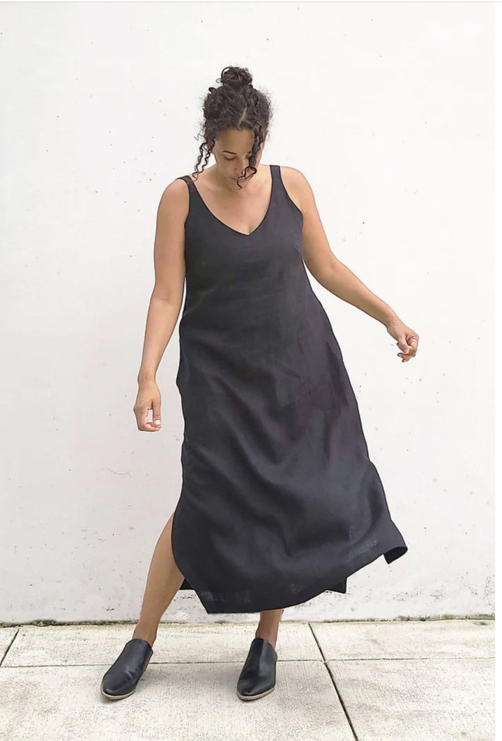 Sew House Seven Sauvie Sundress sewing pattern for standard sizes 00–20 with strappy V-neck design, pocket variations, and customizable lengths.
