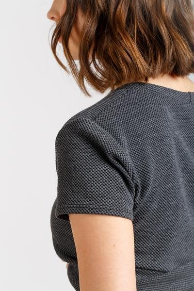 Megan Nielsen Briar sewing pattern featuring crop and standard-length tops, multiple sleeve options, patch pockets, and curved hem