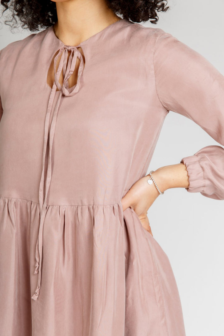 Megan Nielsen Sudley sewing pattern reversible blouse and gathered waist dress with keyhole neckline