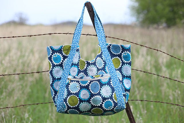 Noodlehead Poolside Tote sewing pattern for DIY beach bag with pockets and room for towels