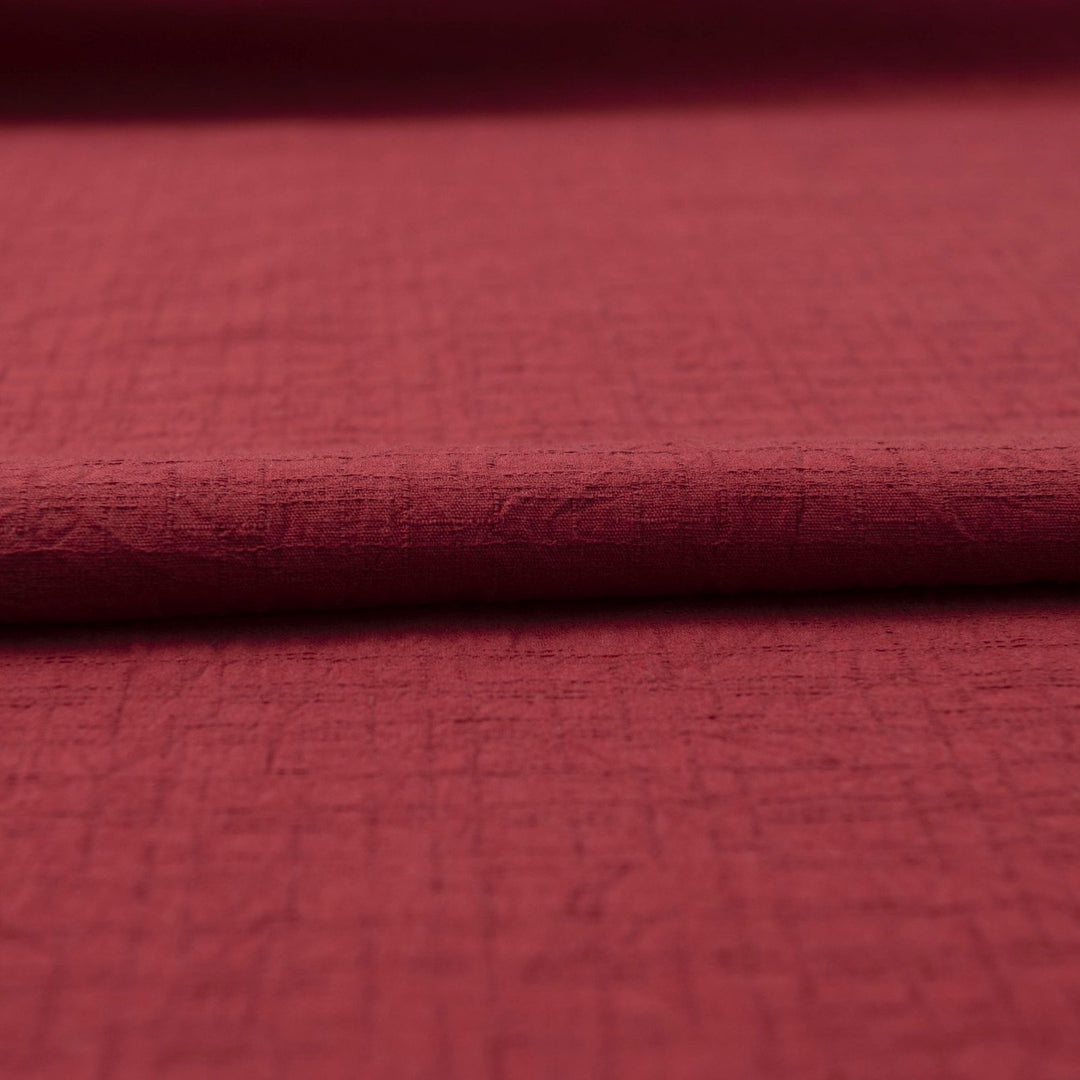 Japanese Cotton Wrinkled Dobby in Brick fabric with textured crumpled weave