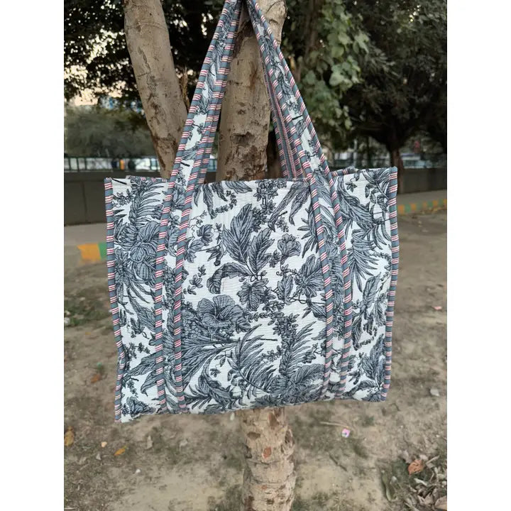 Quilted Cotton Extra Large Market Bag - Botanical Ivory (Reversible)