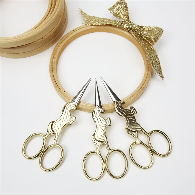 Whimsical unicorn-shaped thread snips with stainless steel blades – perfect for sewing and embroidery