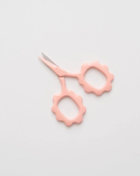 Scallop Handle Embroidery Scissors - Pink