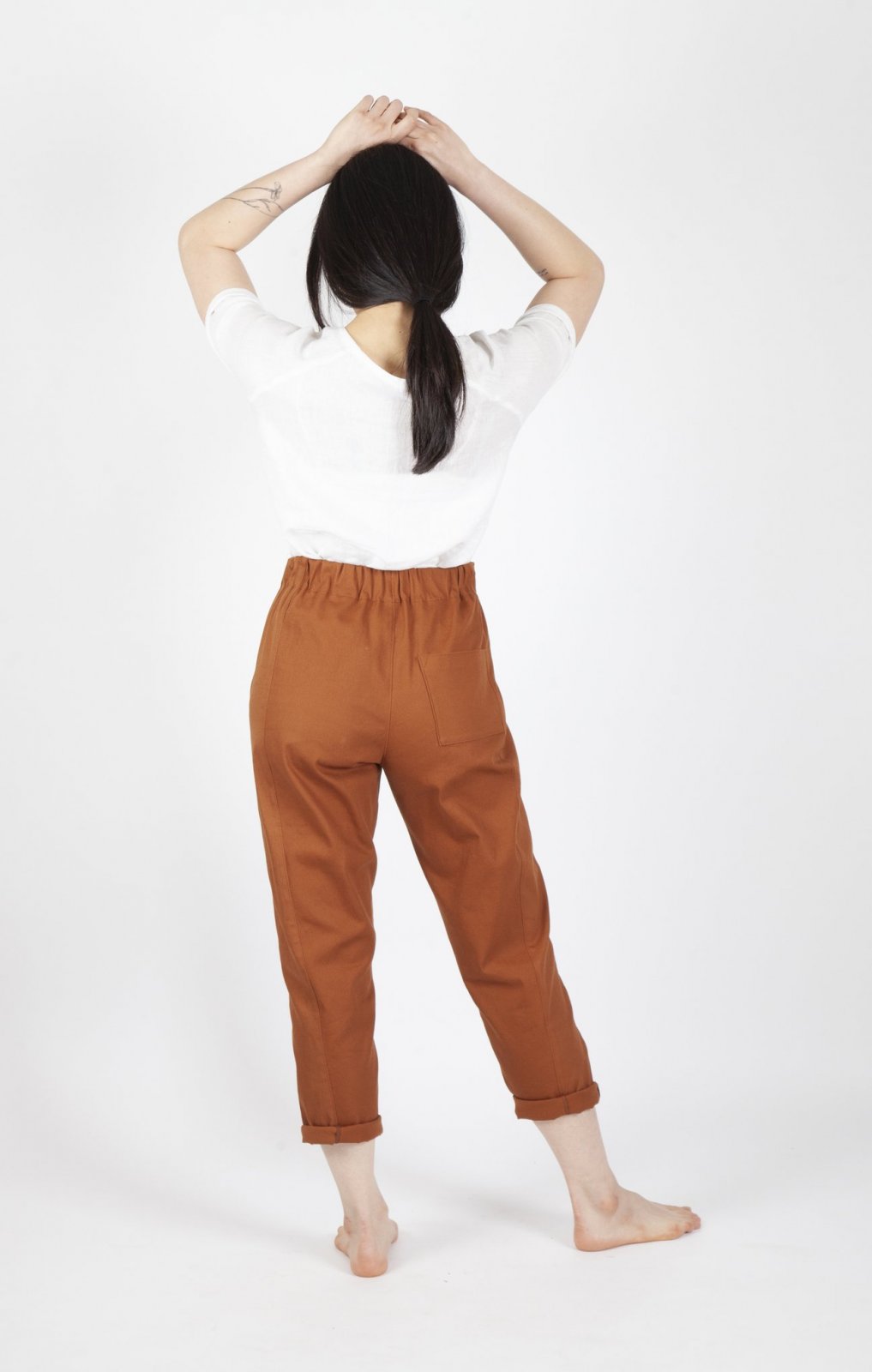 Sew House Seven Free Range Slacks Paper Pattern – elastic waist tapered and straight cropped pants sewing pattern