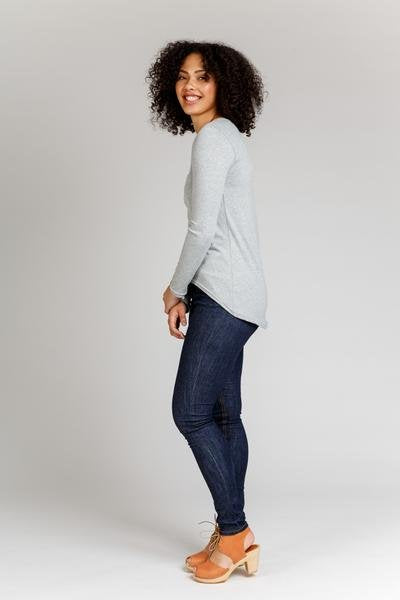 Megan Nielsen Briar sewing pattern featuring crop and standard-length tops, multiple sleeve options, patch pockets, and curved hem