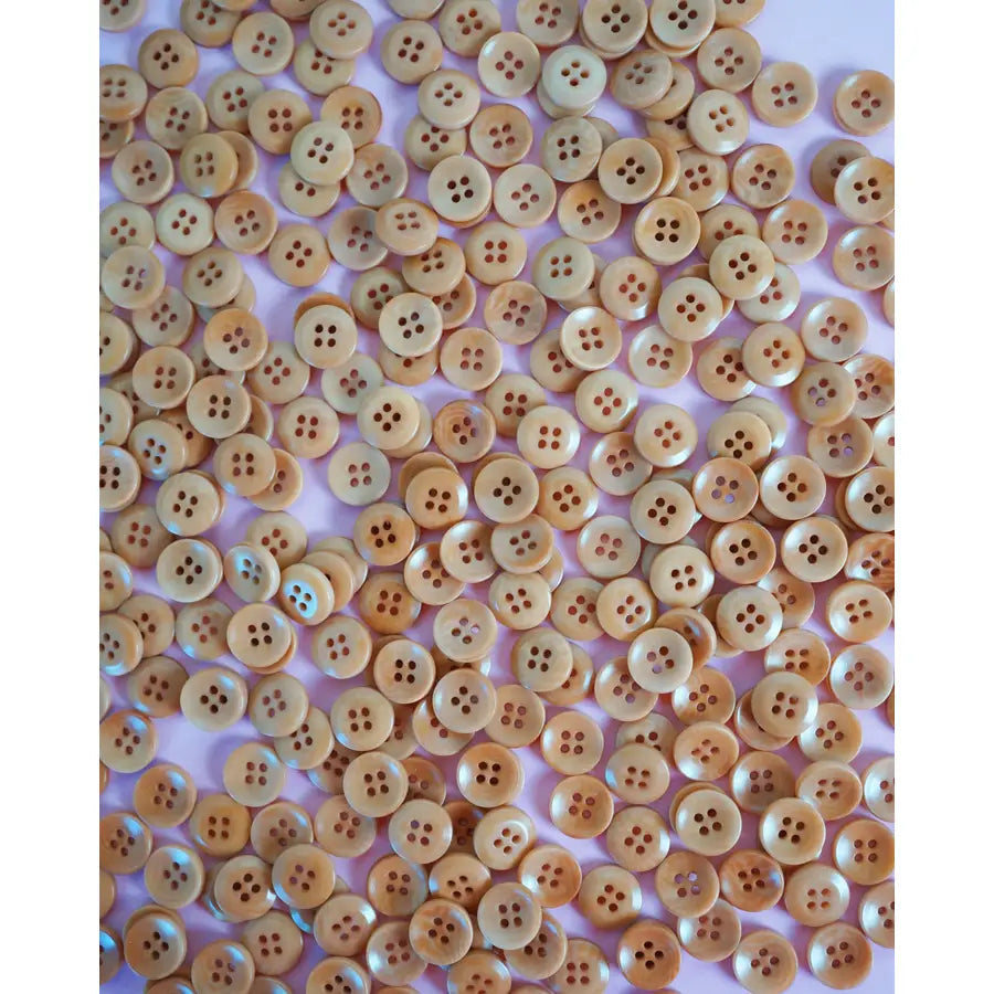 Corozo Nut Buttons Caramel - 3 sizes (20L, 30L, 40L)
