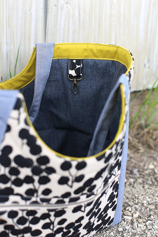 Noodlehead Poolside Tote sewing pattern for DIY beach bag with pockets and room for towels