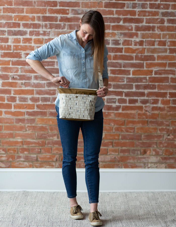 Noodlehead Hillside Tote crossbody bag with zip closure and exterior pockets, available in regular and mini sizes