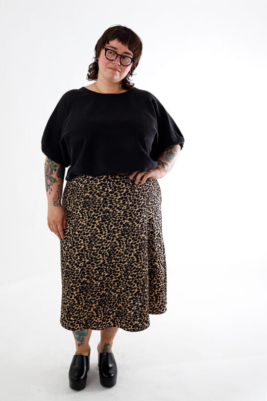 Chalk & Notch Aria Top sewing pattern – bubble-shaped woven blouse with elastic hems and optional ruffles for sizes 0-30