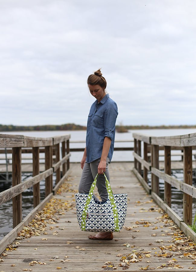 Noodlehead Poolside Tote sewing pattern for DIY beach bag with pockets and room for towels