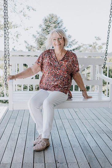 Sew to Grow Sydni Shirt-Dress pattern showing optional collar, front pleated pockets, and tie belt.