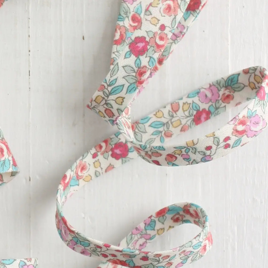 Printed Double Fold Bias Tape 1/2" - Bouquet Blossom