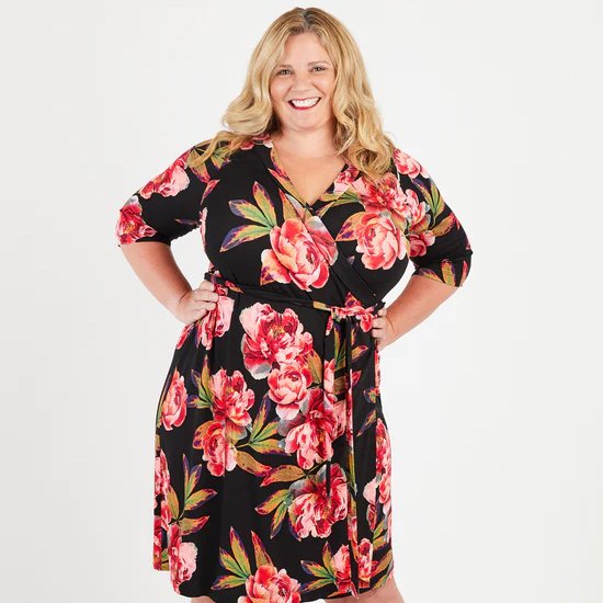 Cashmerette Appleton Dress sewing pattern – wrap dress with crossover front, deep V-neck, built-in waist tie, and gape-free neckband.