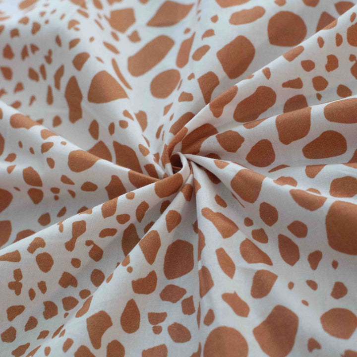 Cotton Shirting - Modern Giraffe