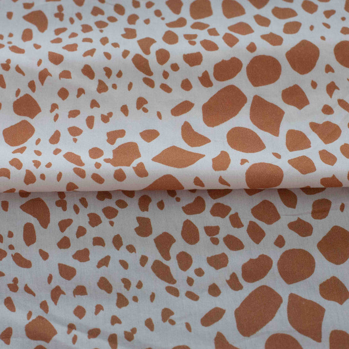 Cotton Shirting - Modern Giraffe