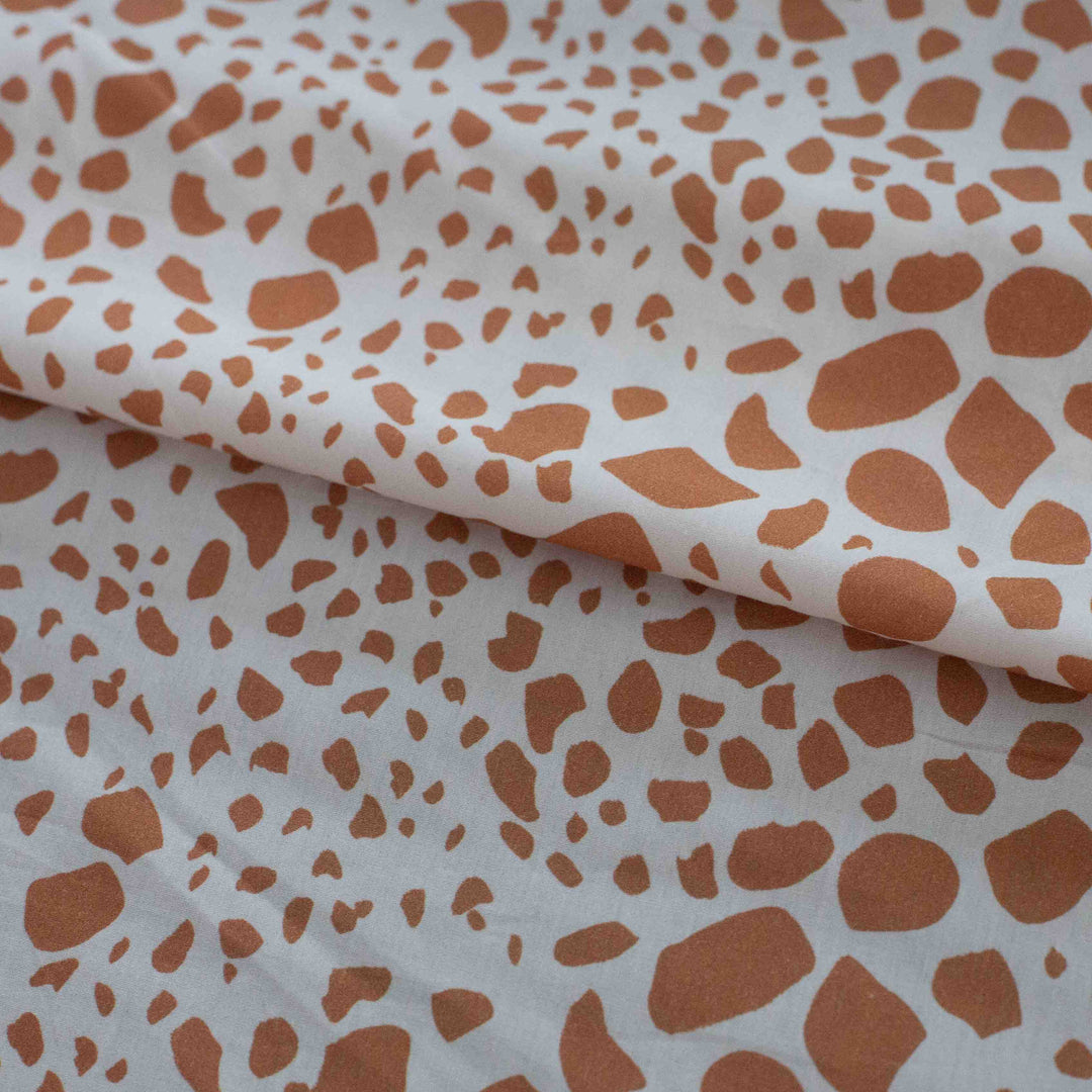Cotton Shirting - Modern Giraffe