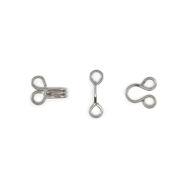 Dritz Size 1 silver nickel hooks and eyes set with straight and round eyes
