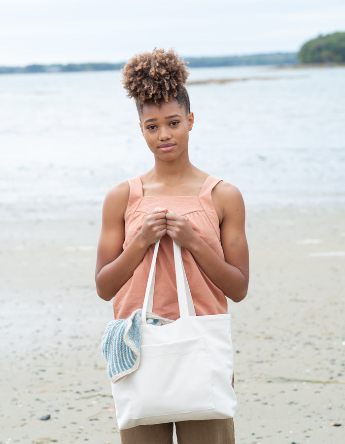 Noodlehead Pepin Tote pattern with front pocket and optional magnetic or recessed zipper closure