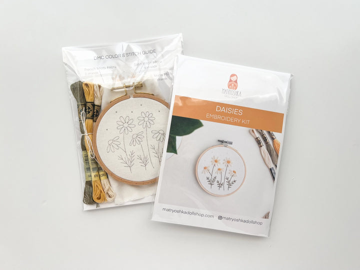 Daisies Embroidery Kit, 4” Beginner Embroidery Craft Kit