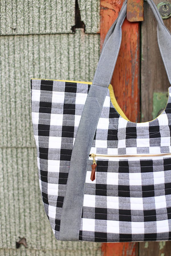 Noodlehead Poolside Tote sewing pattern for DIY beach bag with pockets and room for towels
