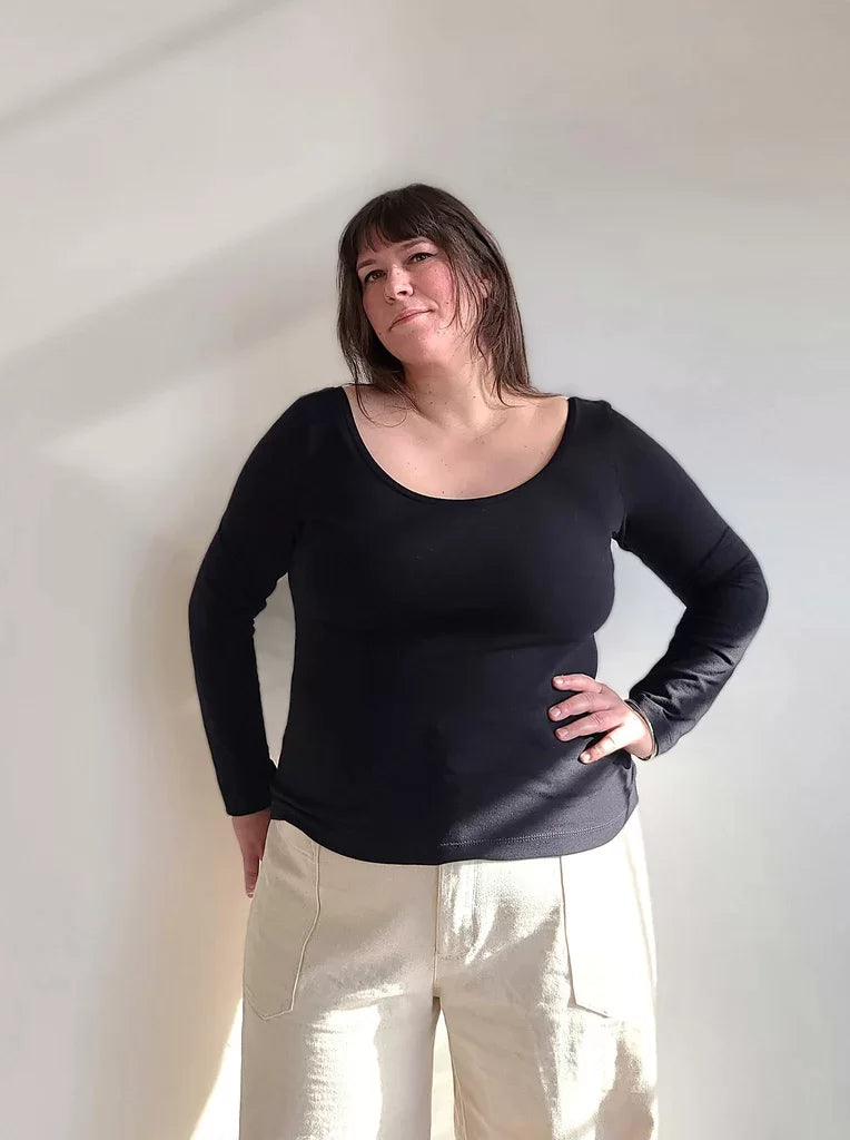 Sew House Seven Skyline Tee Curvy sewing pattern – plus-size knit t-shirt with customizable necklines and sleeves for sizes 16-34