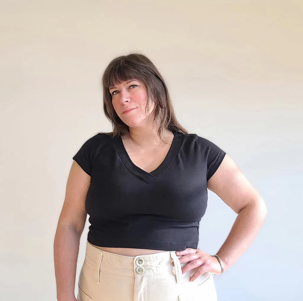 Sew House Seven Skyline Tee Curvy sewing pattern – plus-size knit t-shirt with customizable necklines and sleeves for sizes 16-34
