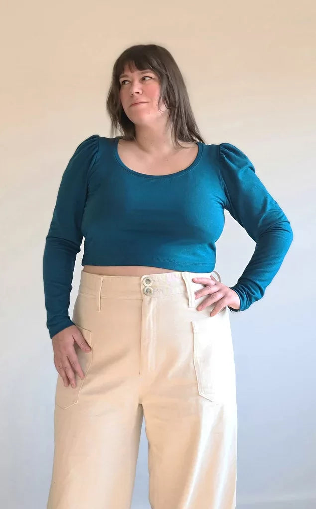 Sew House Seven Skyline Tee Curvy sewing pattern – plus-size knit t-shirt with customizable necklines and sleeves for sizes 16-34