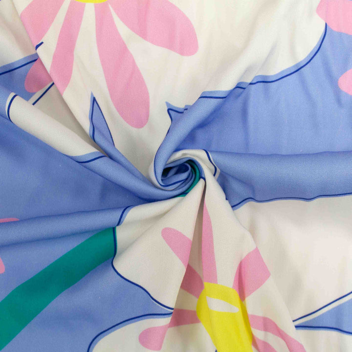 Dressweight Twill - Rayon - "Daisy Daydream"