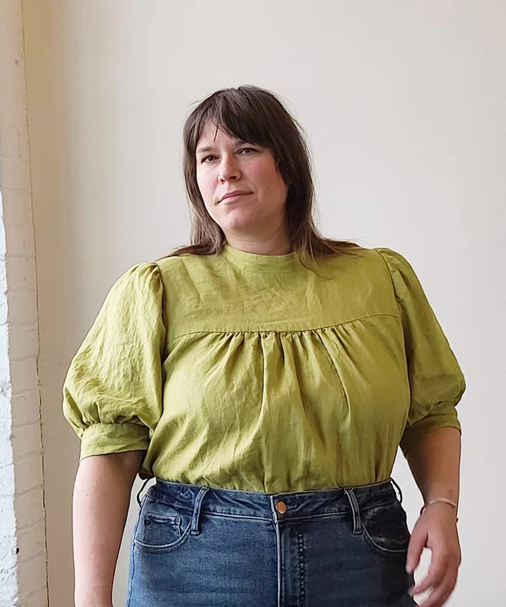 Regalia Blouse for Curvy Sizes by Sew House Seven – Floral Print with Gathered Sleeves and Keyhole Back