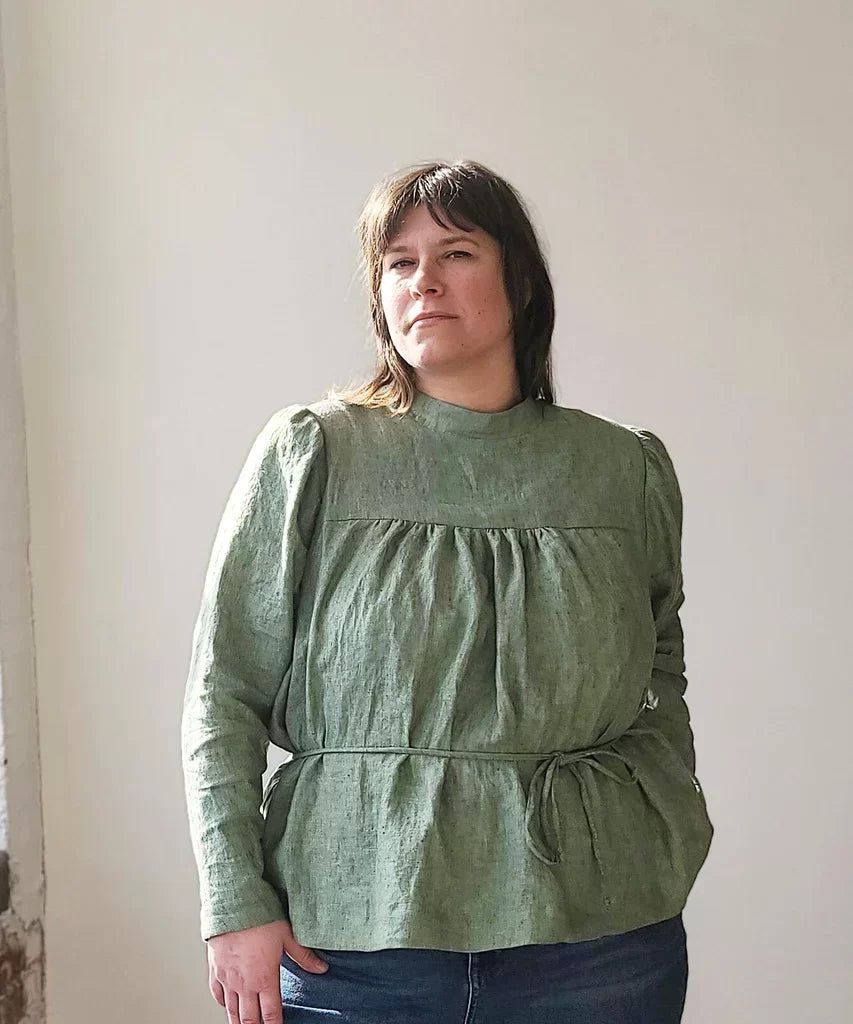 Regalia Blouse for Curvy Sizes by Sew House Seven – Floral Print with Gathered Sleeves and Keyhole Back