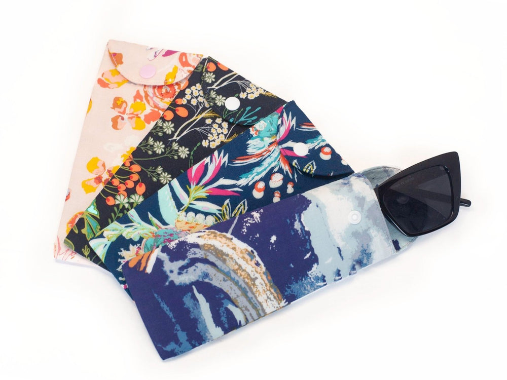 Rayon glasses case with fleece lining for protection and style, ideal for glasses and sunglasses