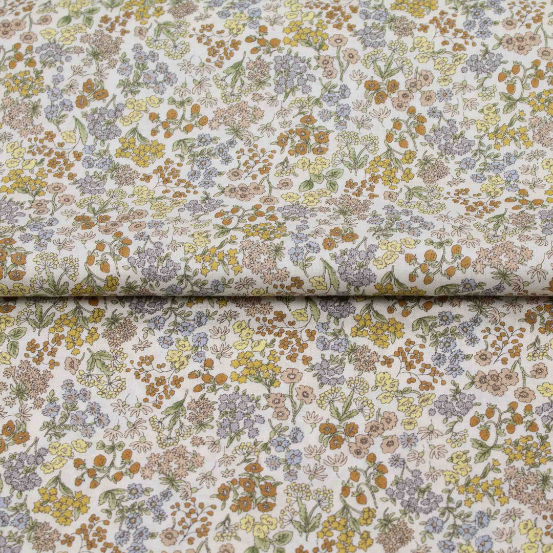 Japanese Cotton Lawn - Wildflowers with Berries - Sand