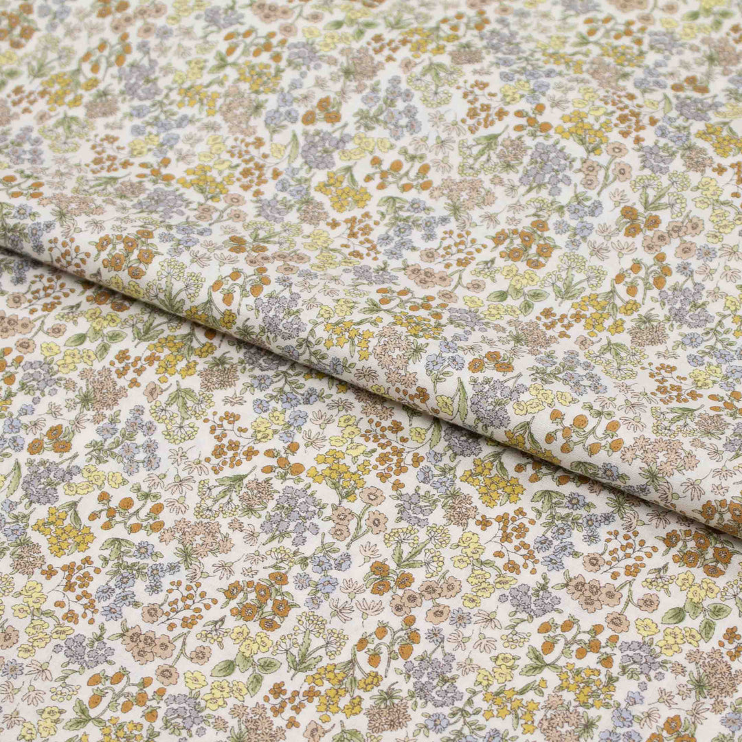 Japanese Cotton Lawn - Wildflowers with Berries - Sand