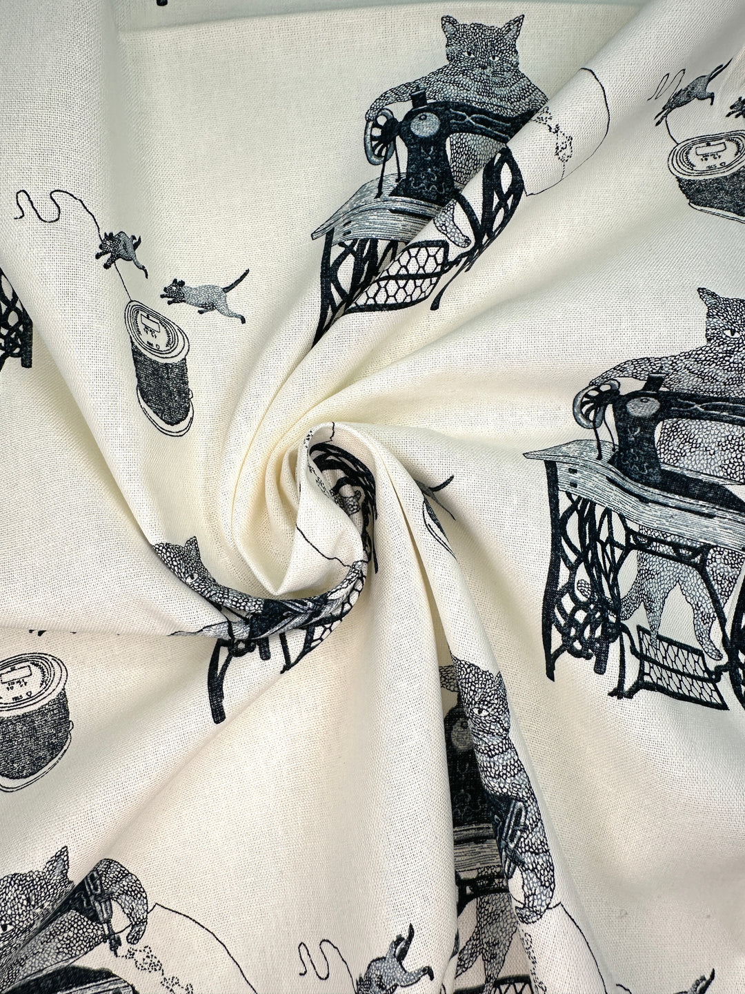 Japanese Lightweight Canvas - Cat with Sewing Machine