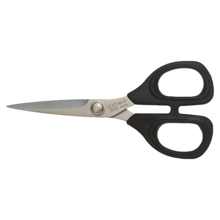 Kai 5.5-inch embroidery scissors for quilting, thread trimming, and fine detail cutting