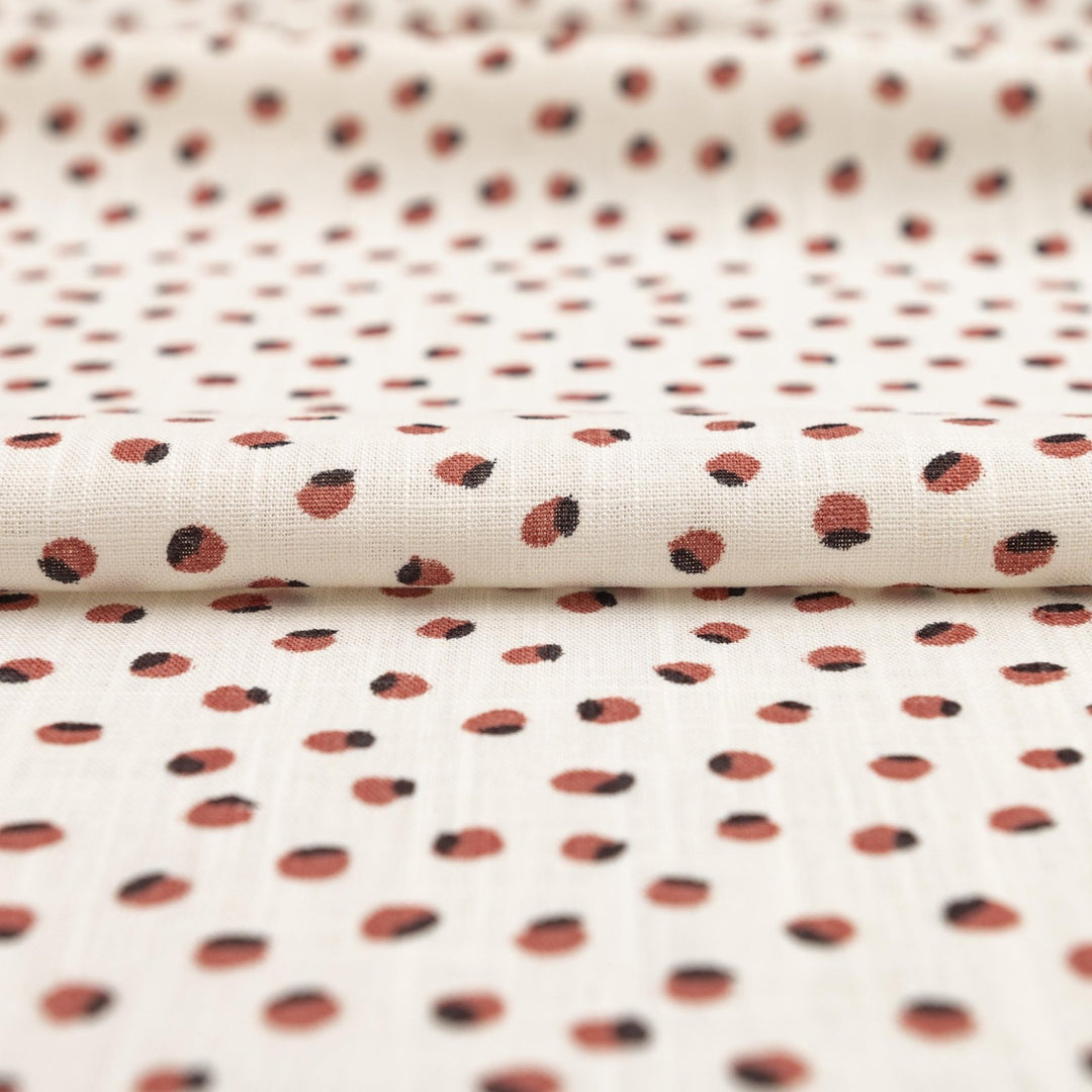 White linen fabric with berry and black dots – 100% linen, 54 inches wide, breathable and durable, ideal for dresses, tops, and skirts