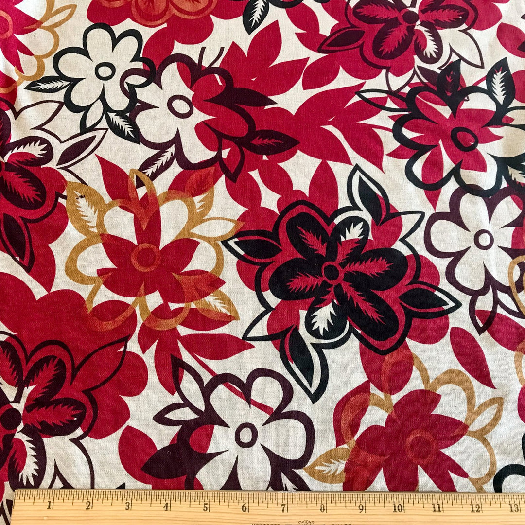 "Linen Red Floral – 100% linen fabric with large red floral print, ideal for dresses, skirts, and tops"

