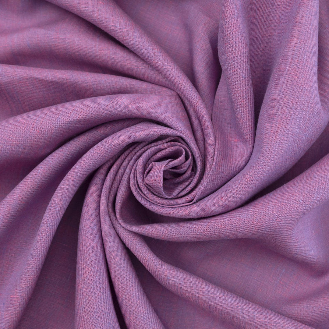 Serene Sky shot-weave linen fabric with iridescent effect