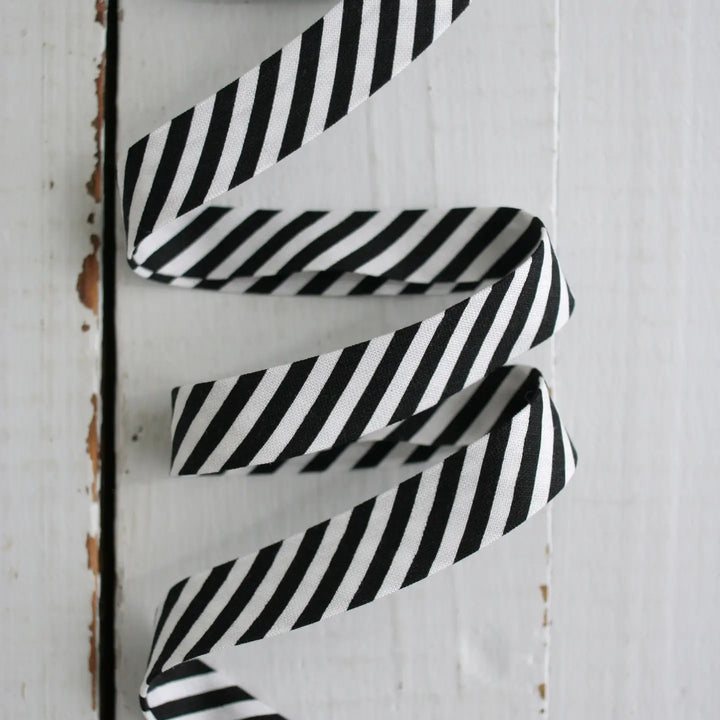 Printed Double Fold Bias Tape 1/2" - Black Stripe