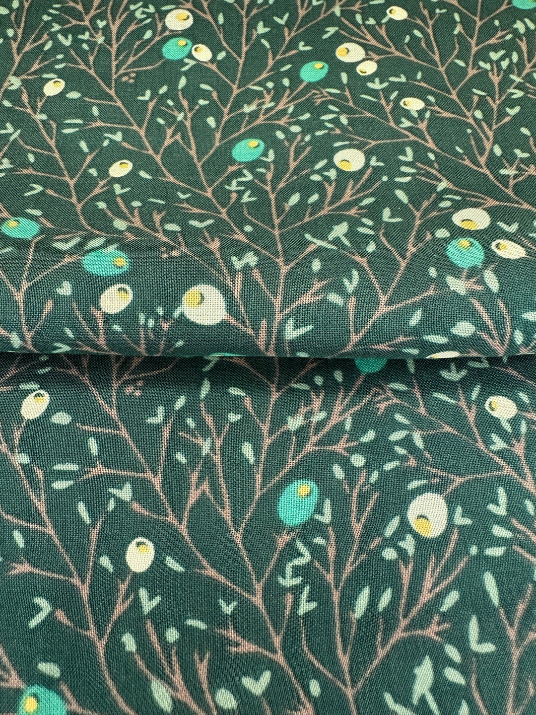 Rayon Challis - Winterberry Pine