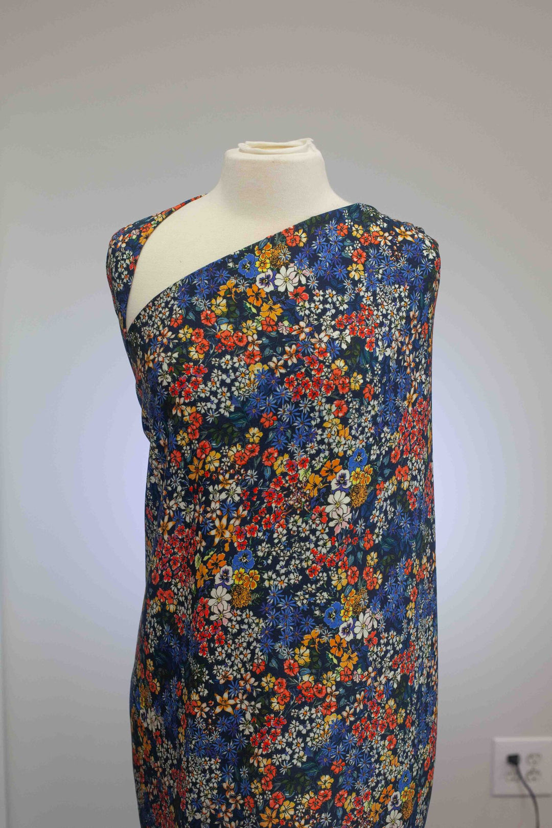 Dressweight Twill - Viscose - "Abounding Blossoms"