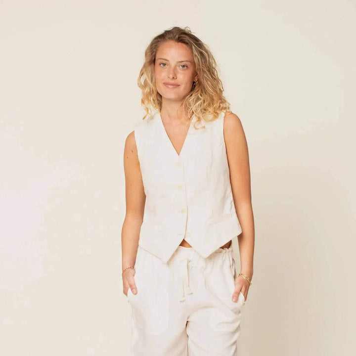 Pattern - Wardrobe by Me - Pika Vest (Women's Sizes)